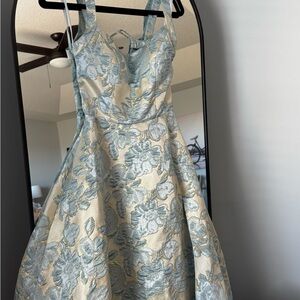 Elegant Prom Dress in Blue and Cream